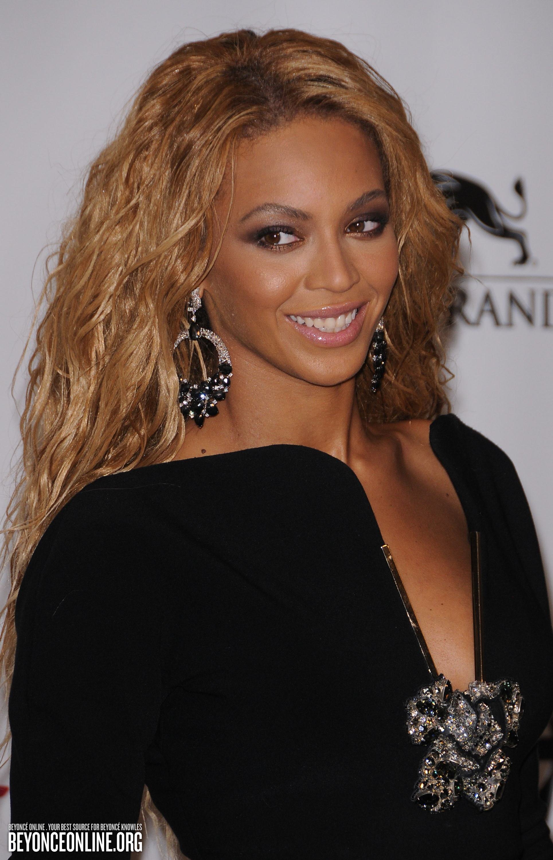 Billboard Music Awards - hq096 - Beyoncé Online Photo Gallery